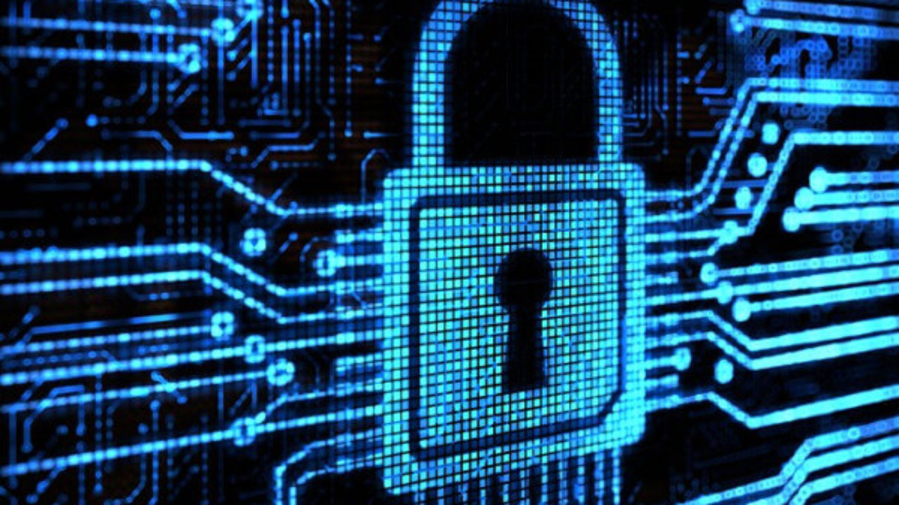 Безопасността в Интернет Как да се предпазим от онлайн измамите и злонамерен софтуер