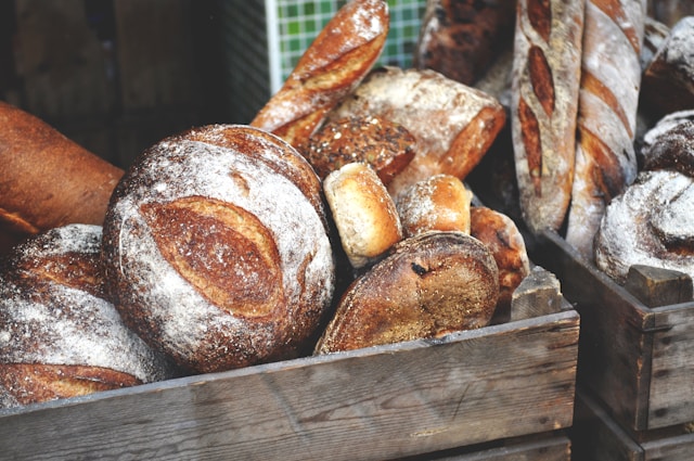 Кето хляб или стандартен хляб: калории, въглехидрати и протеини